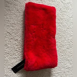 BANANA REPUBLIC Faux Fur Scarf 🧣